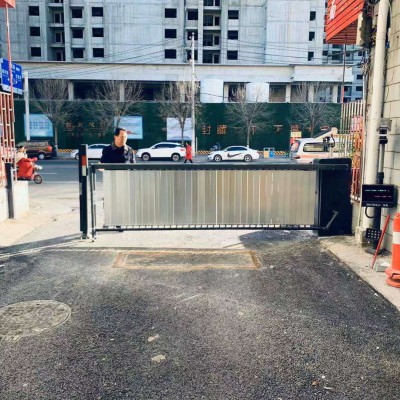 供应郑州广告道闸停车场道闸智能道闸系统