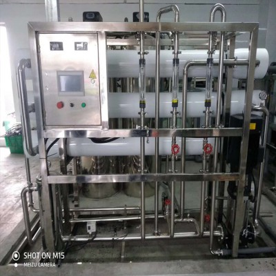 义乌玻璃面板清洗水纯水处理，表面去水渍净化水设备
