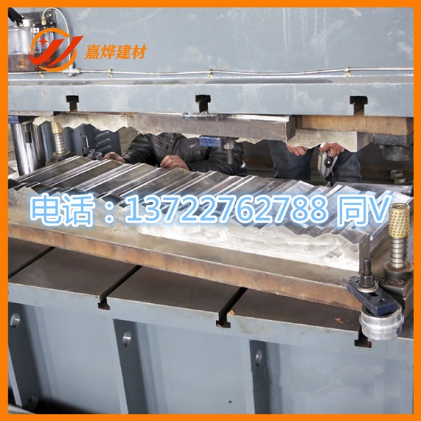 温度对彩石金属瓦模具的影响  多彩蛭石瓦模具