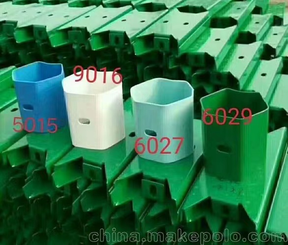 喷塑镀锌高速波形护栏立柱