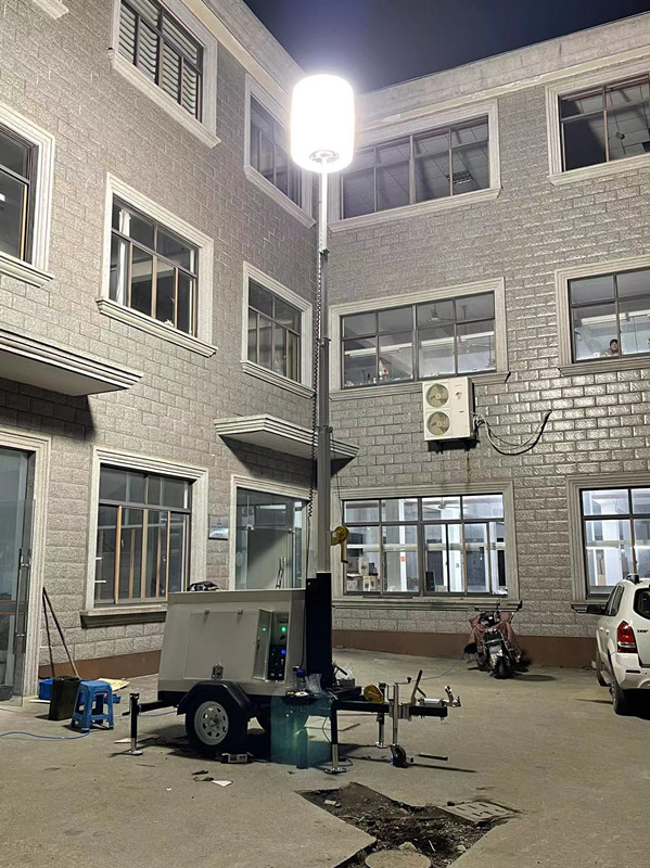 SFW6130Q牵引式移动照明灯塔月球灯9m大型升降照明装置